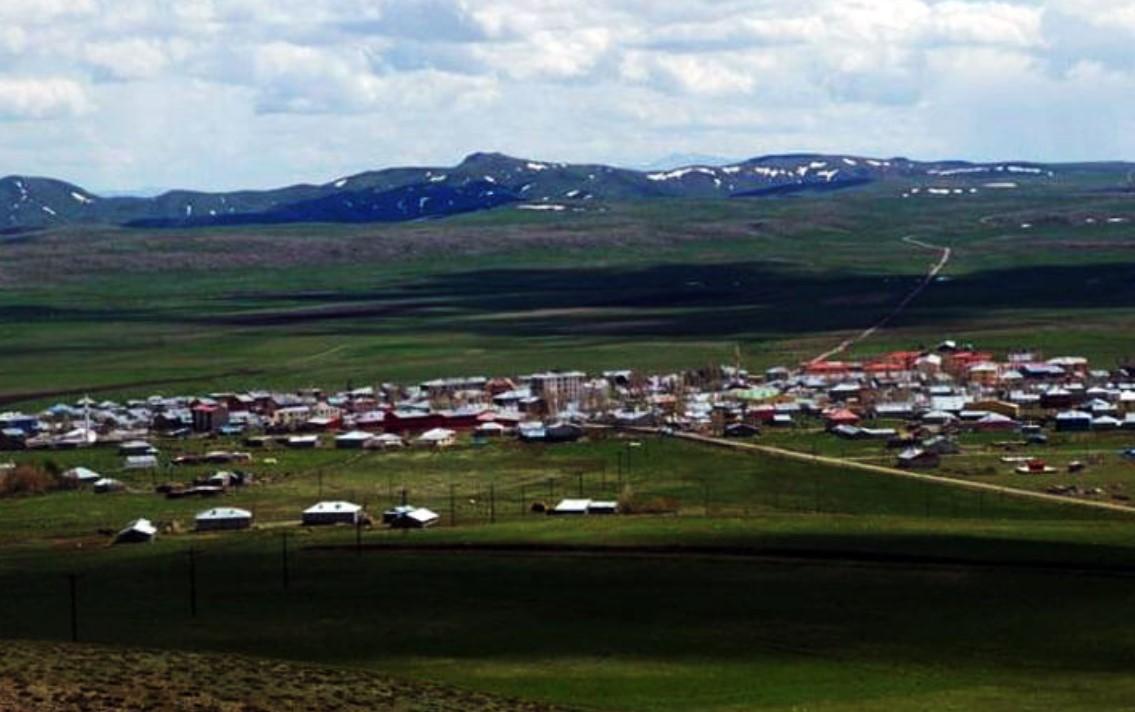 Karayazı (District)
