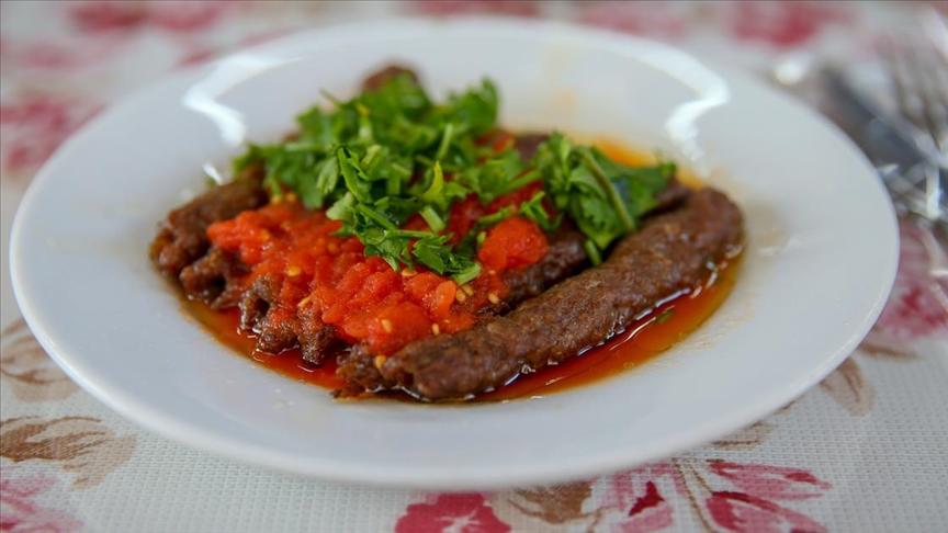 Tire Şiş Köfte