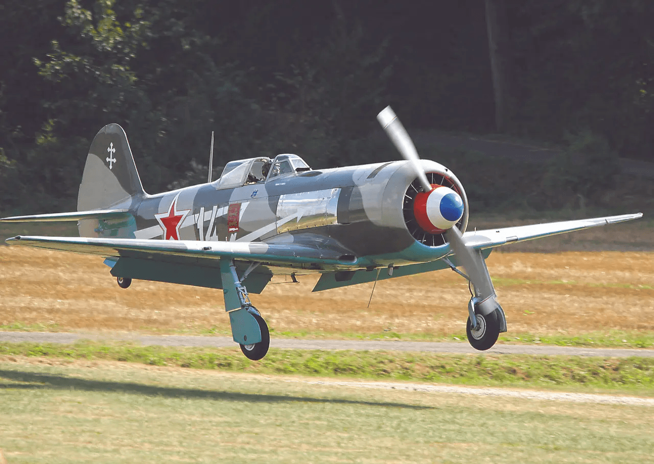 Yakovlev Yak-11