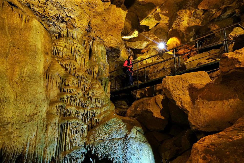 Fakıllı Cave