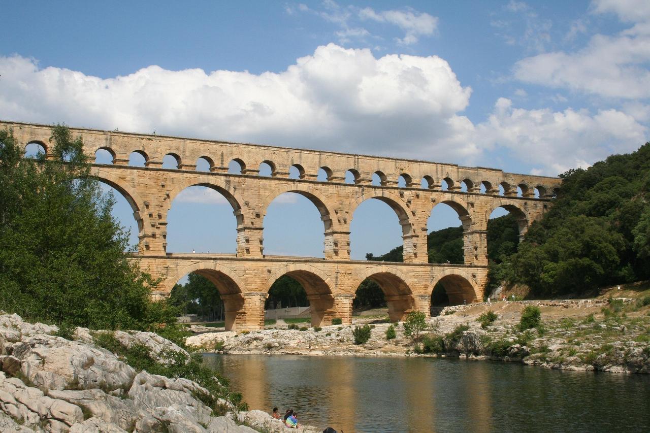 Pont du Gard Su Kemeri
