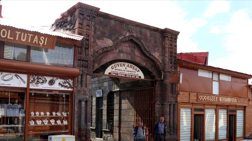 Kamburoğlu Hanı