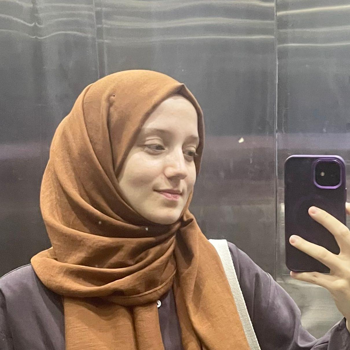 Esra Abdulazizoğlu