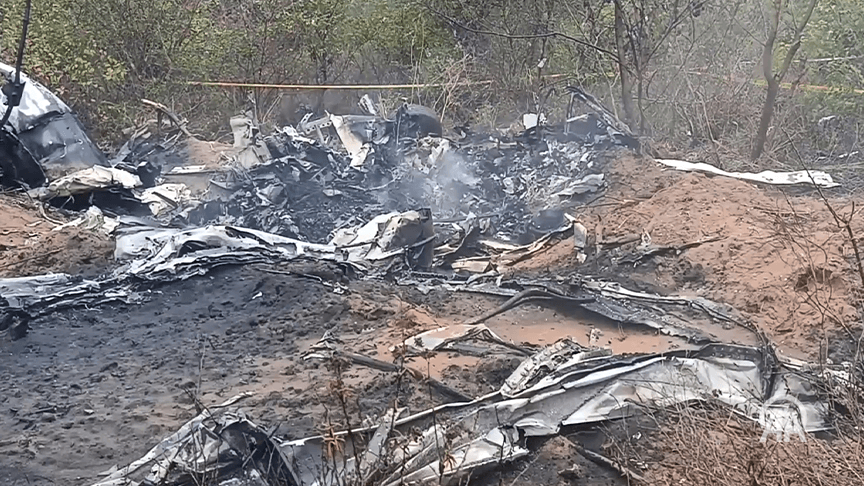 Civil Aircraft Crash Carrying Paratroopers in France (June 2026)