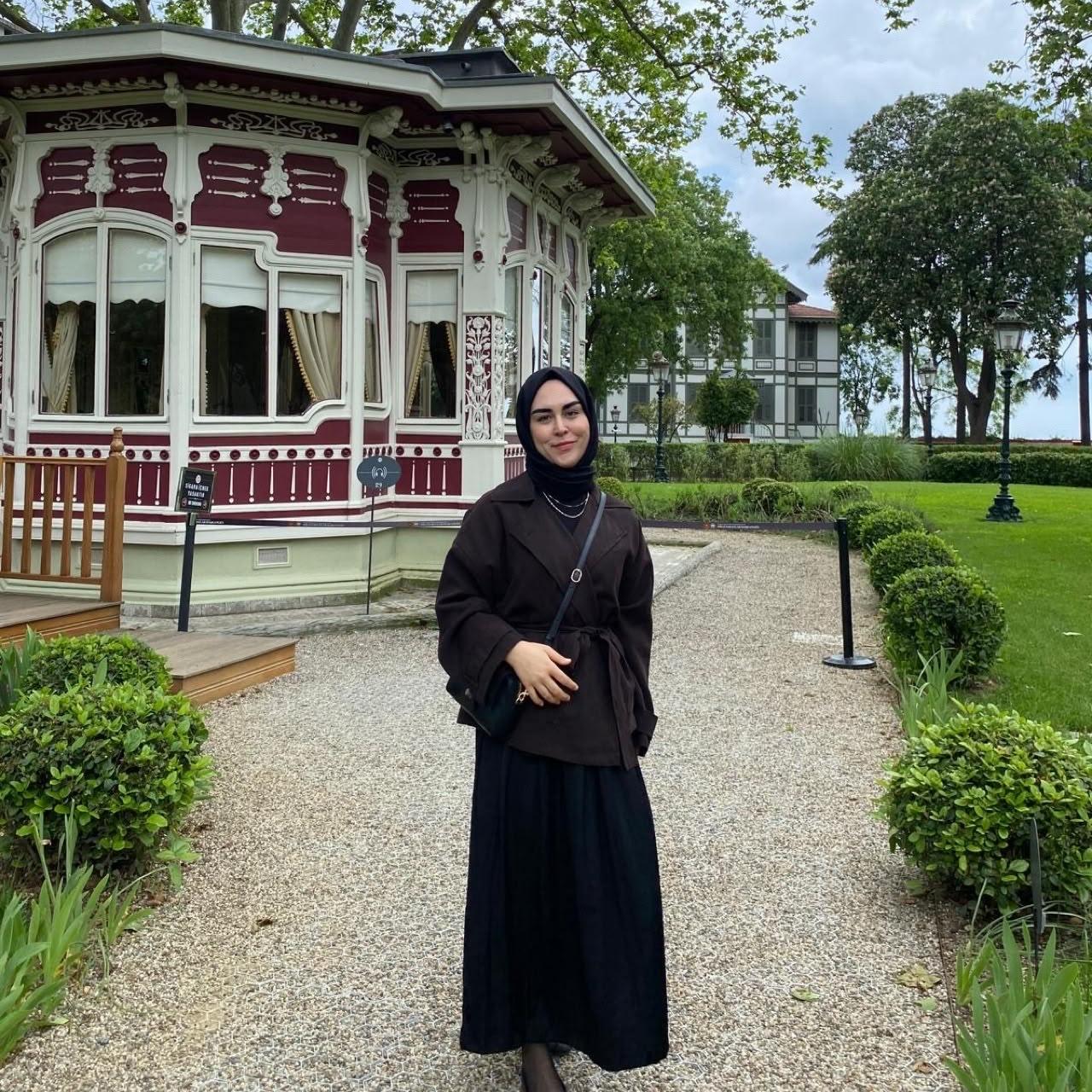 Zeyneb KILIÇ