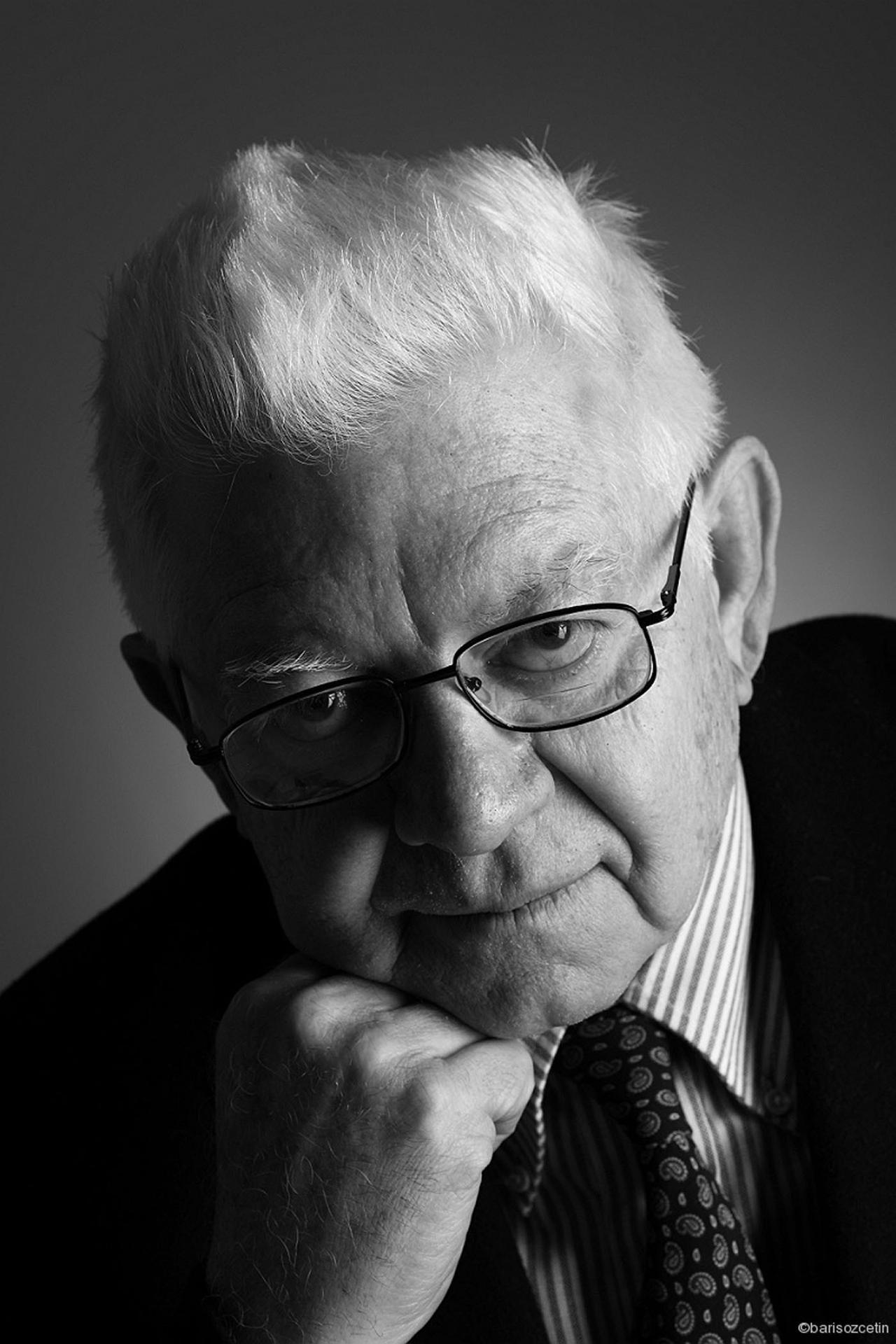 turkish_professor_prof_dr_oktay_sinanoglu.jpg