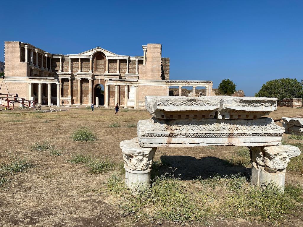 sardes-antik-kenti.jpg