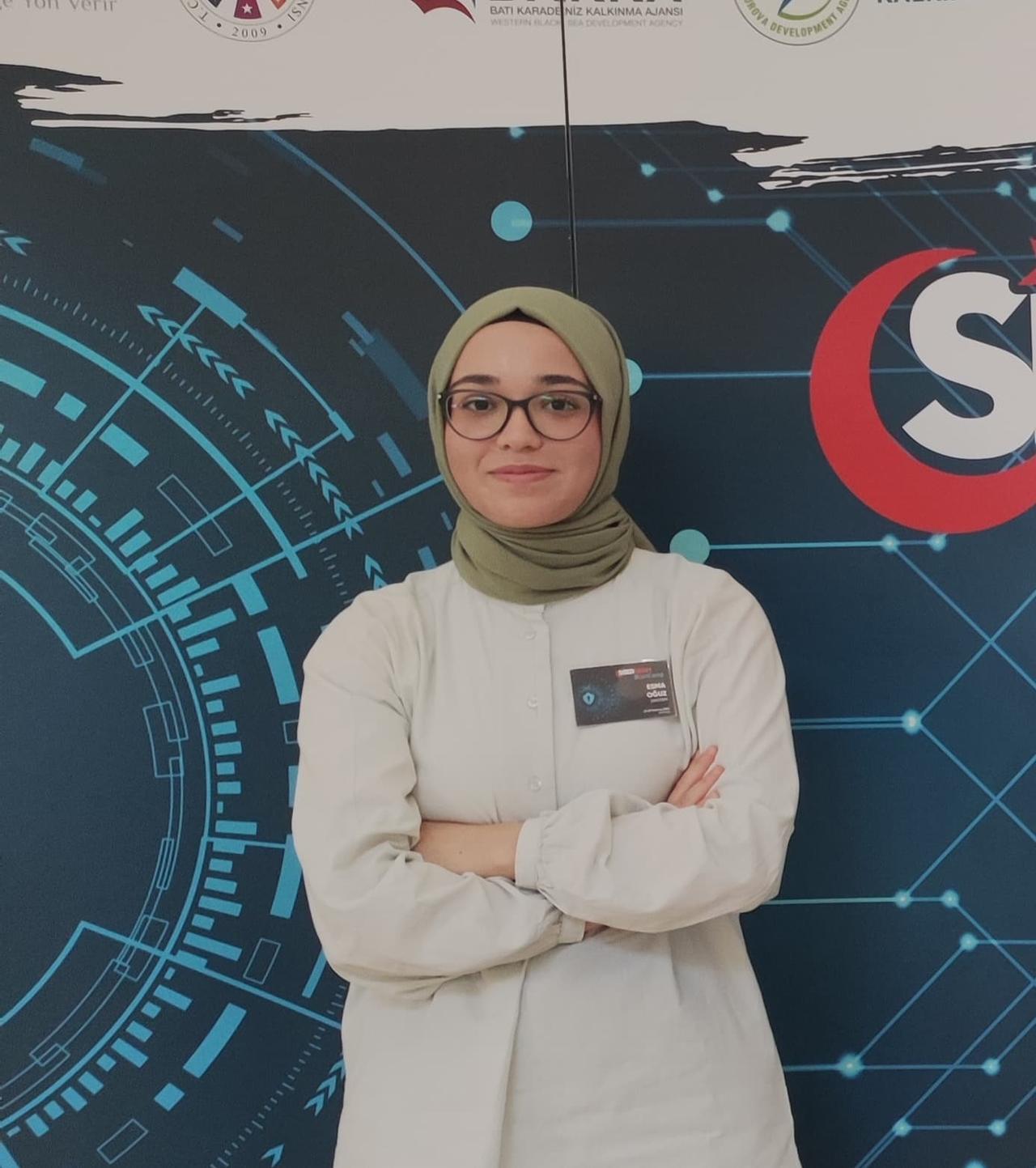 Esma Oğuz