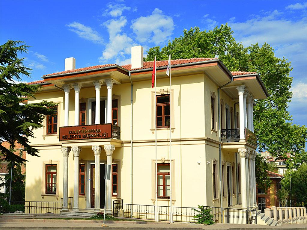 Suleymanpasa Tarihi Belediye Binasi Tekirdag (1).jpg