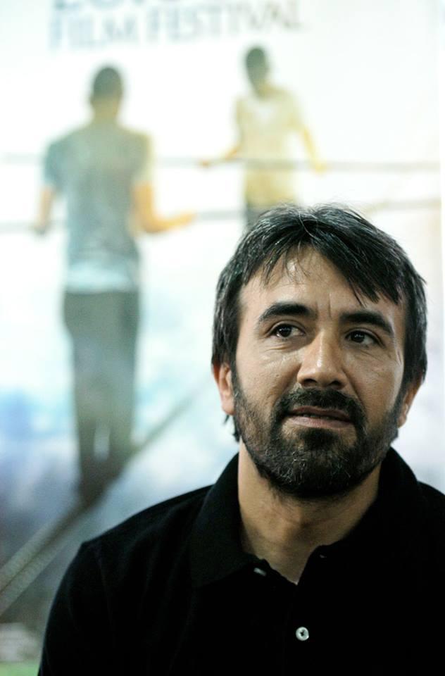 zeki-demirkubuz-eaa9de7d_632x960_original.jpg