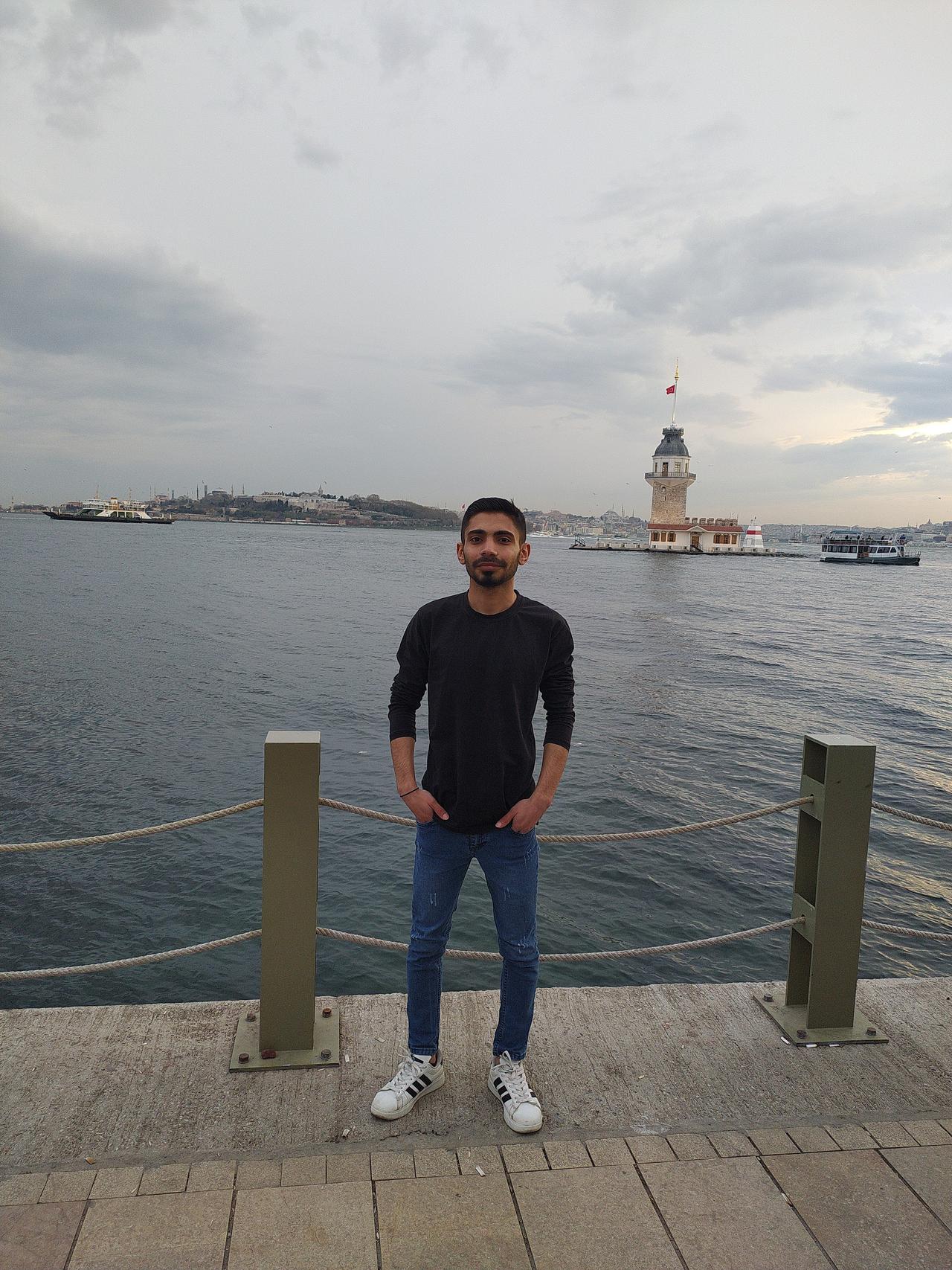 Faruk Suvay