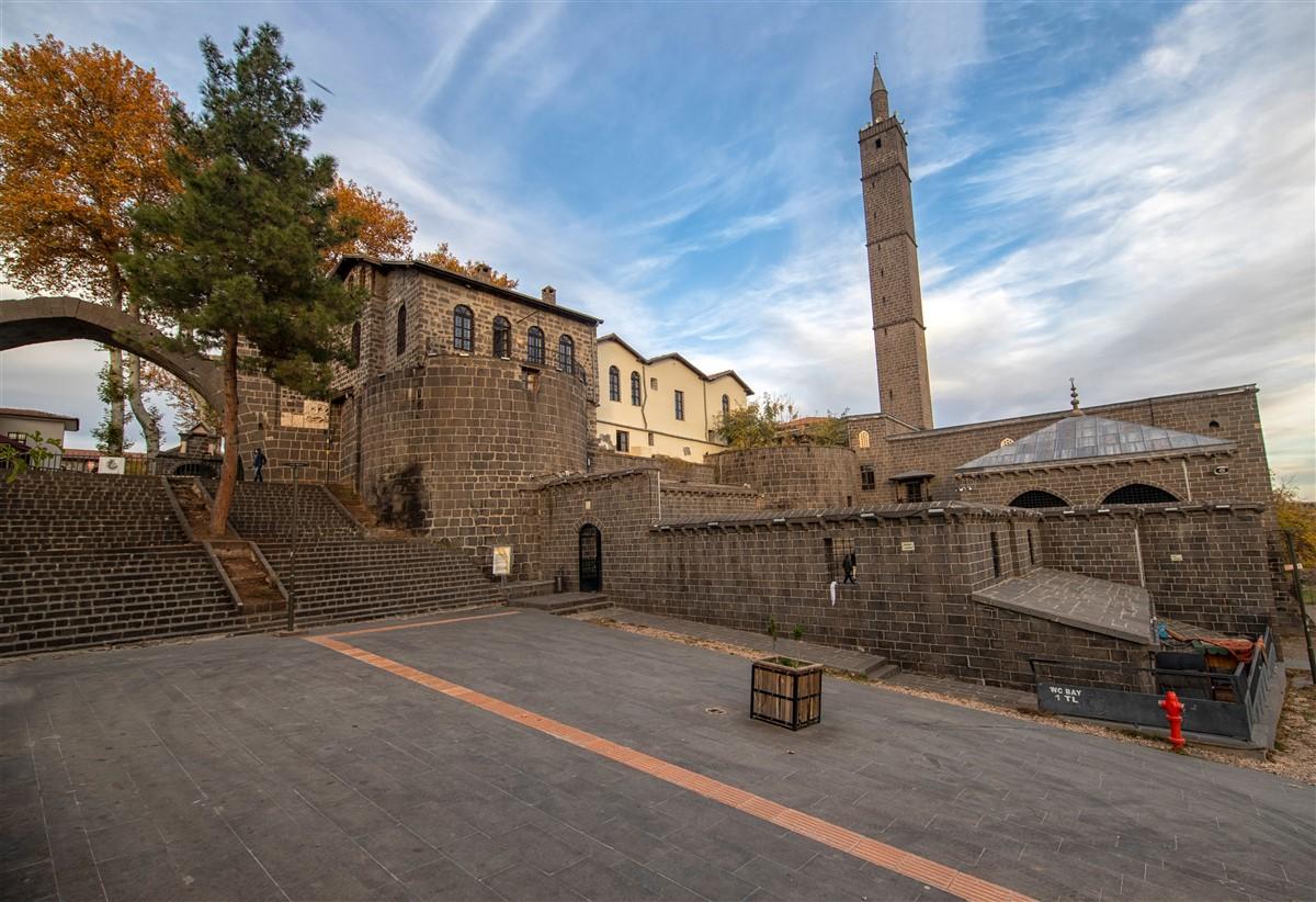 Hz-Suleyman-Cami-_2_.jpg