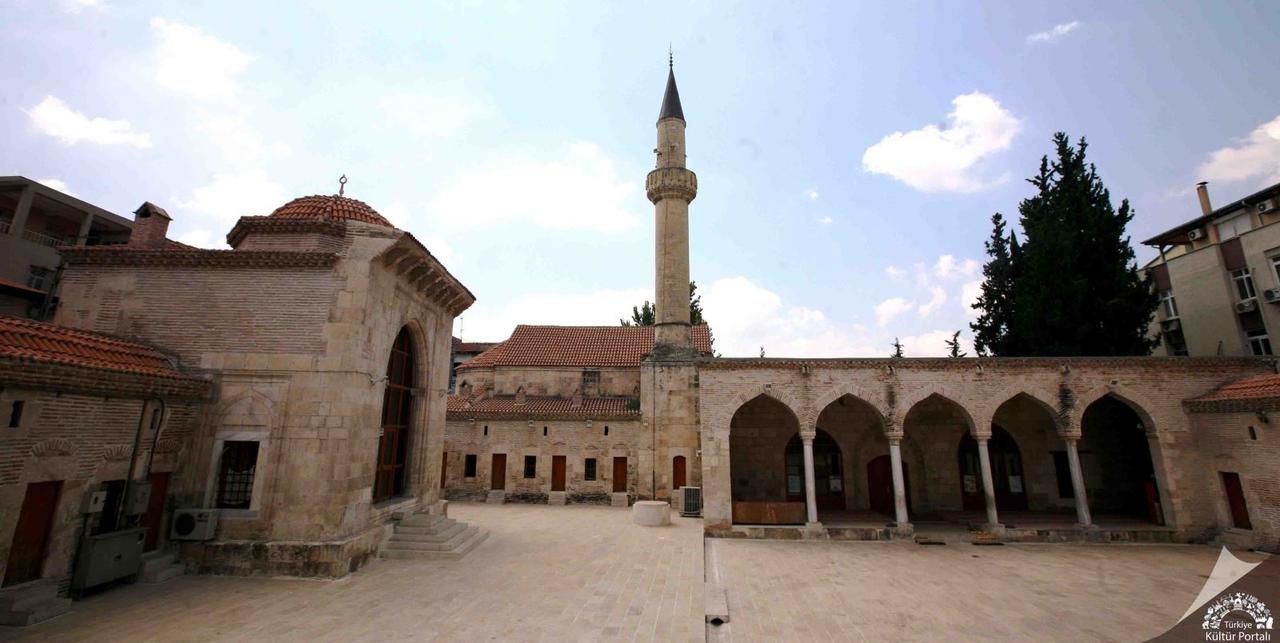 ADANA 552 YAĞ CAMİİ SERVET UYGUN kopya.jpg
