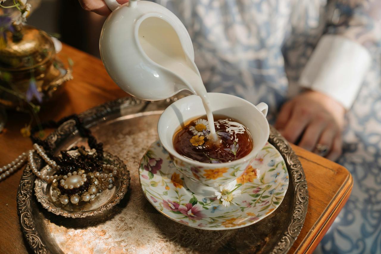 teawithmilk.jpg