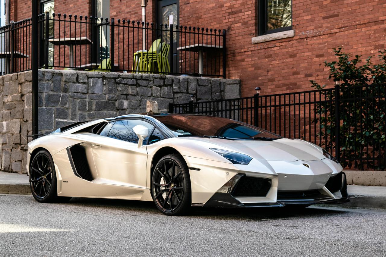 Lamborghini 