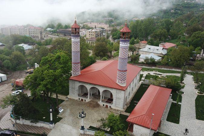 Şuşa Yukarı Gövher Ağa Camii