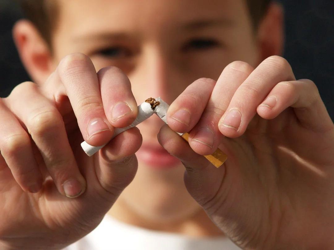 People Should Not Smoke