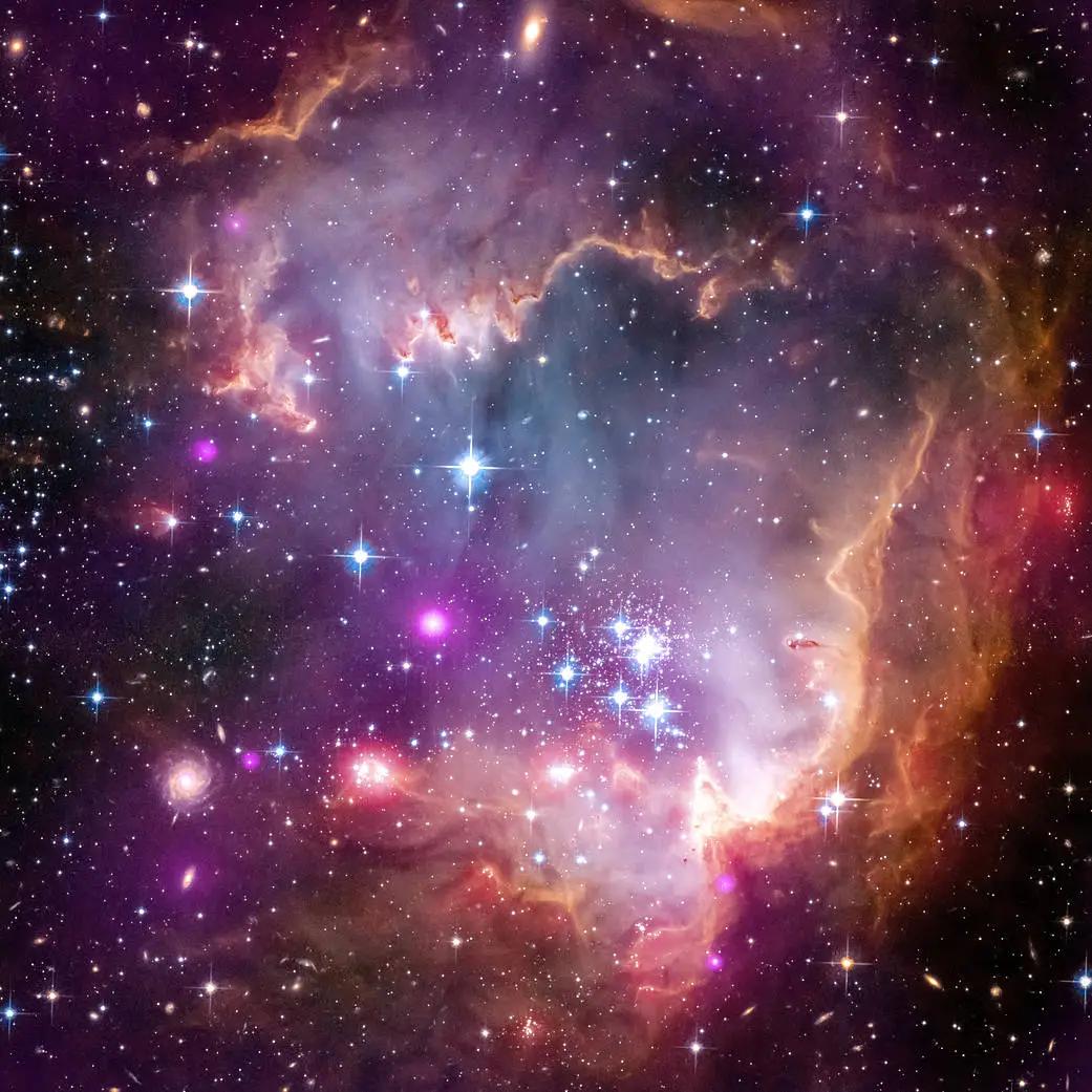 Küçük Macellan Bulutu (Small Magellanic Cloud)
