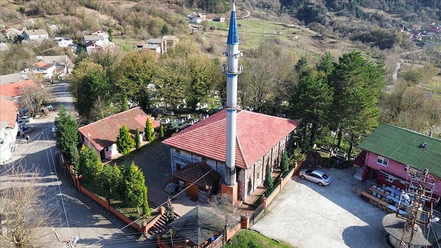 Akçahatipler Village Central Mosque