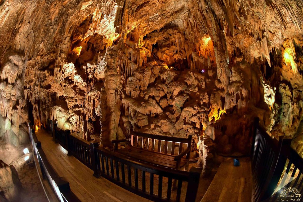 Damlataş Cave