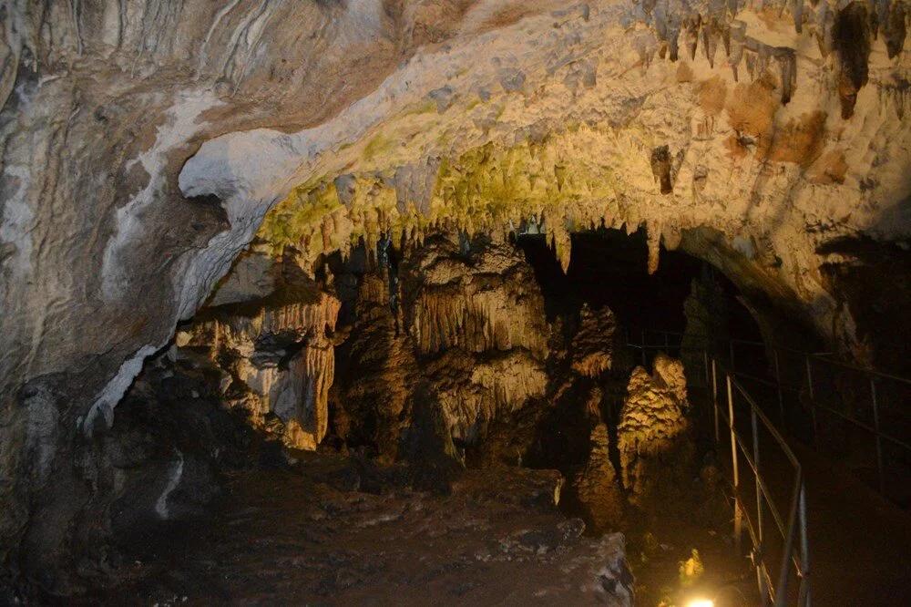 Oylat Cave