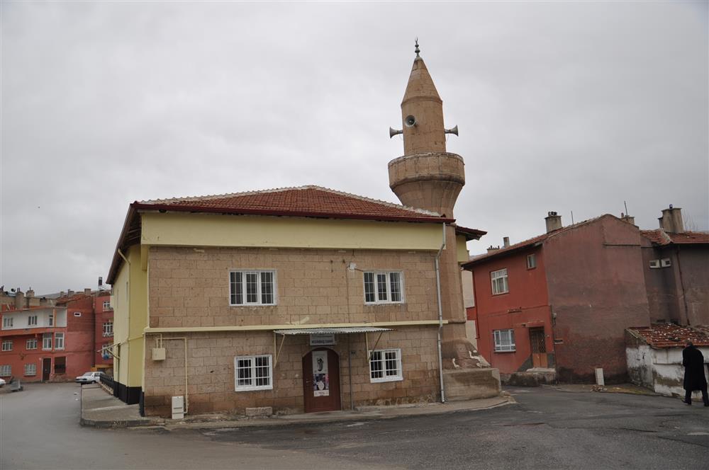 Kesikbaş Camii ve Türbesi