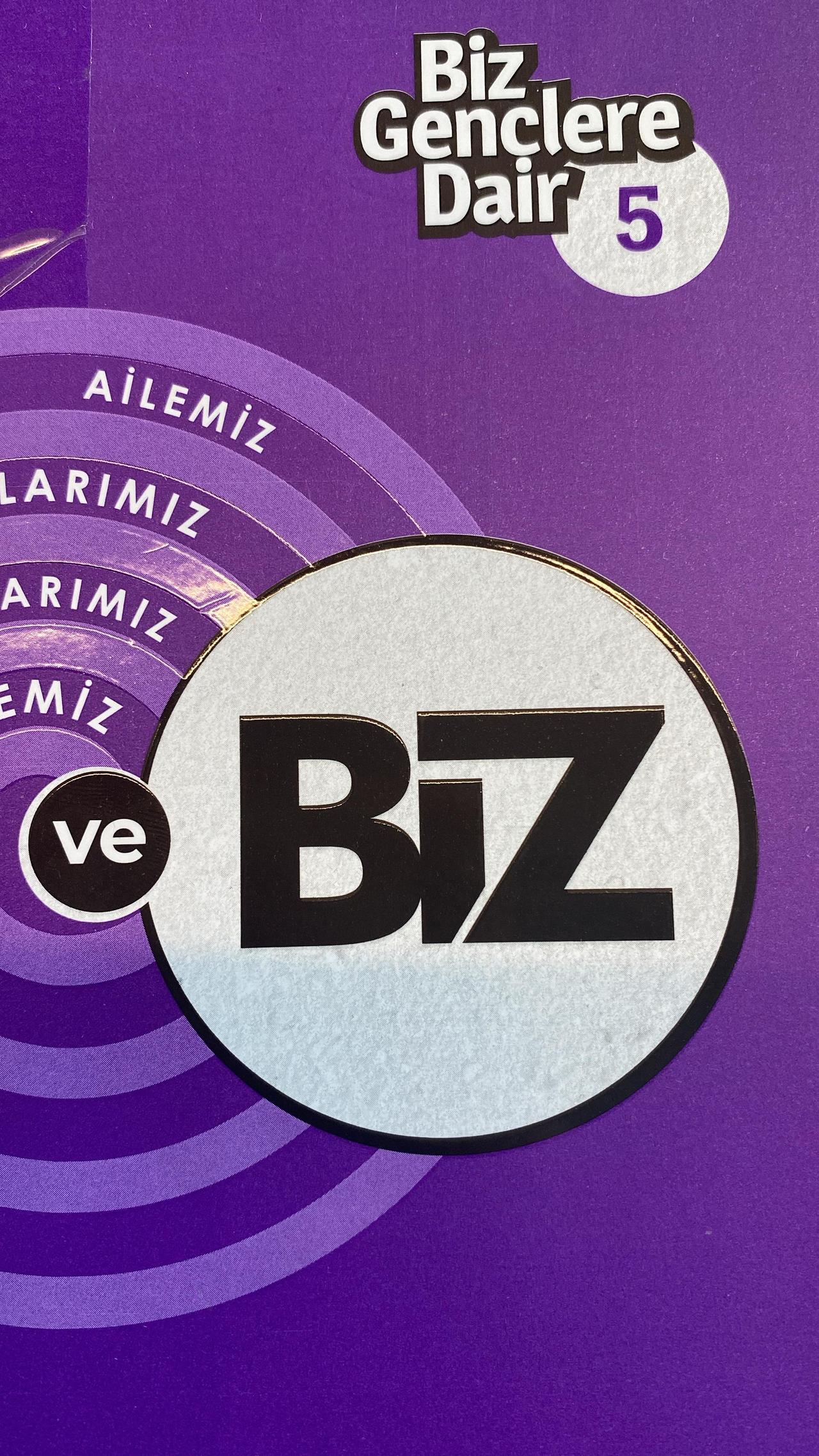 Biz Gençlere Dair-5 (Kitap)