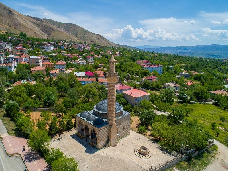 Tunceli (Pertek) Sungur Bey Camii