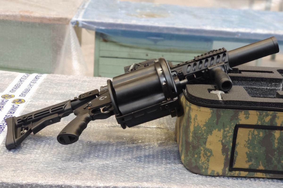 40 mm Long Barrel Bombardier