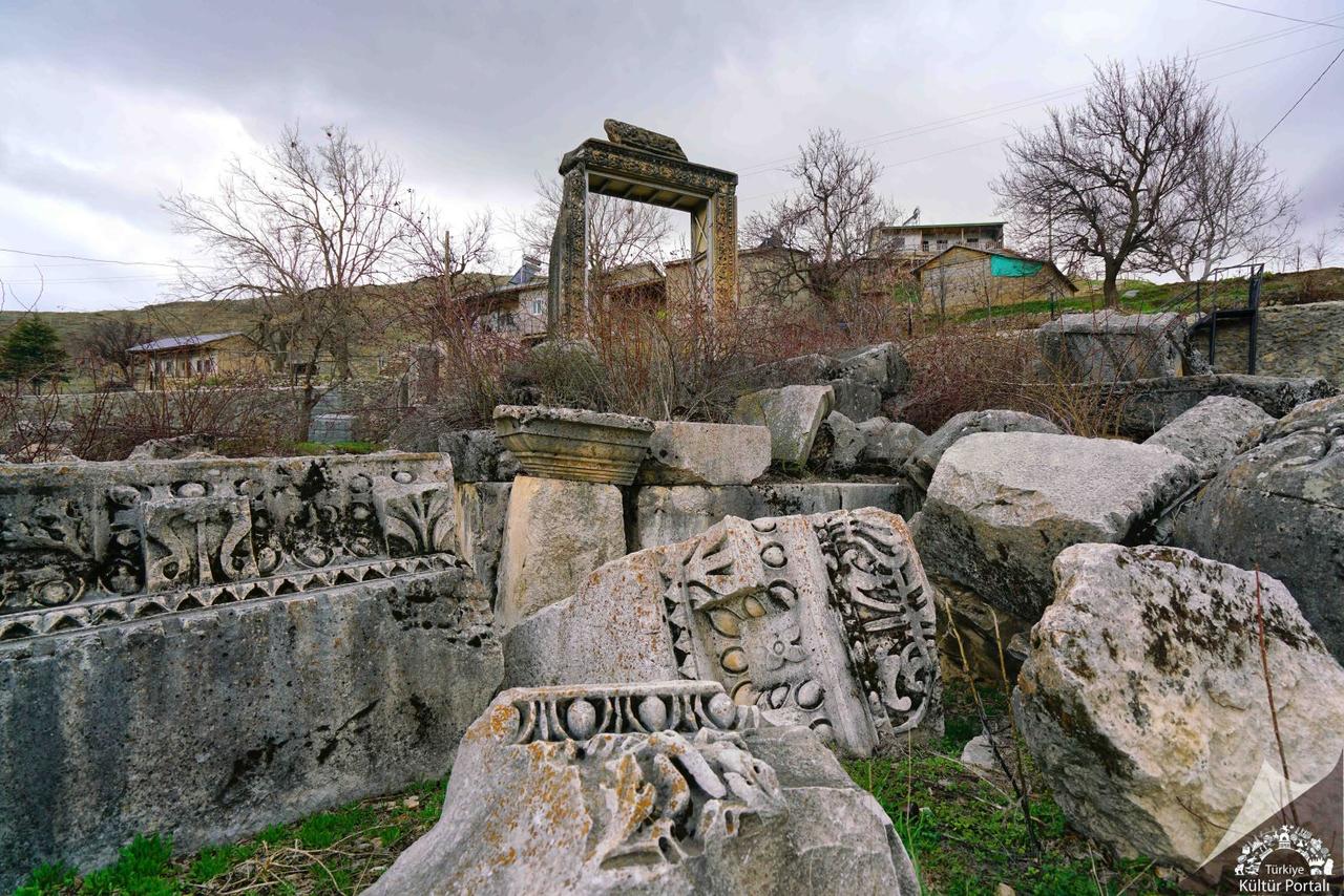ADANA-ŞAR ÖREN YERİ-GÜLCAN ACAR (14).jpg