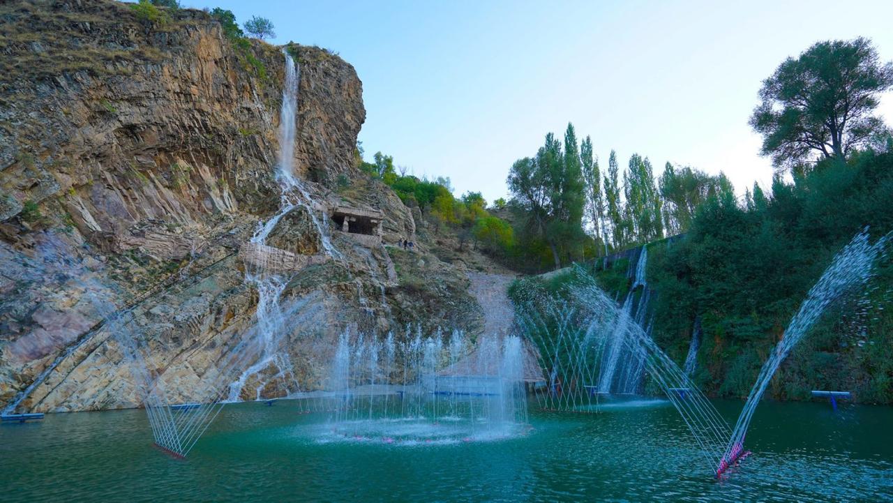 Andık Stream Bezirgan Waterfall