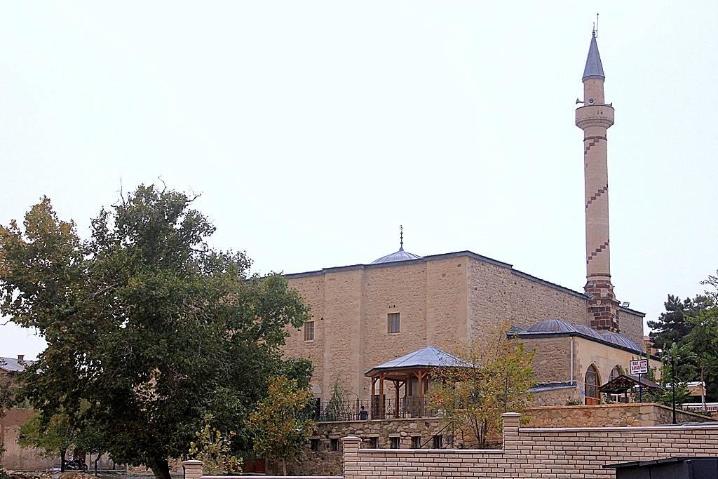Sara Hatun Camii 