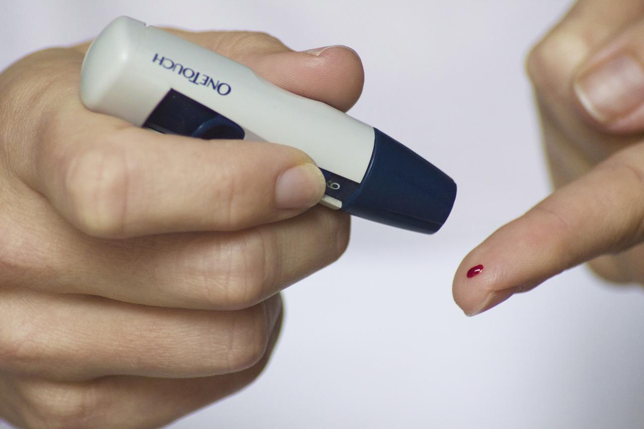 writing-hand-finger-care-medicine-nail-1075387-pxhere.com (1).jpg