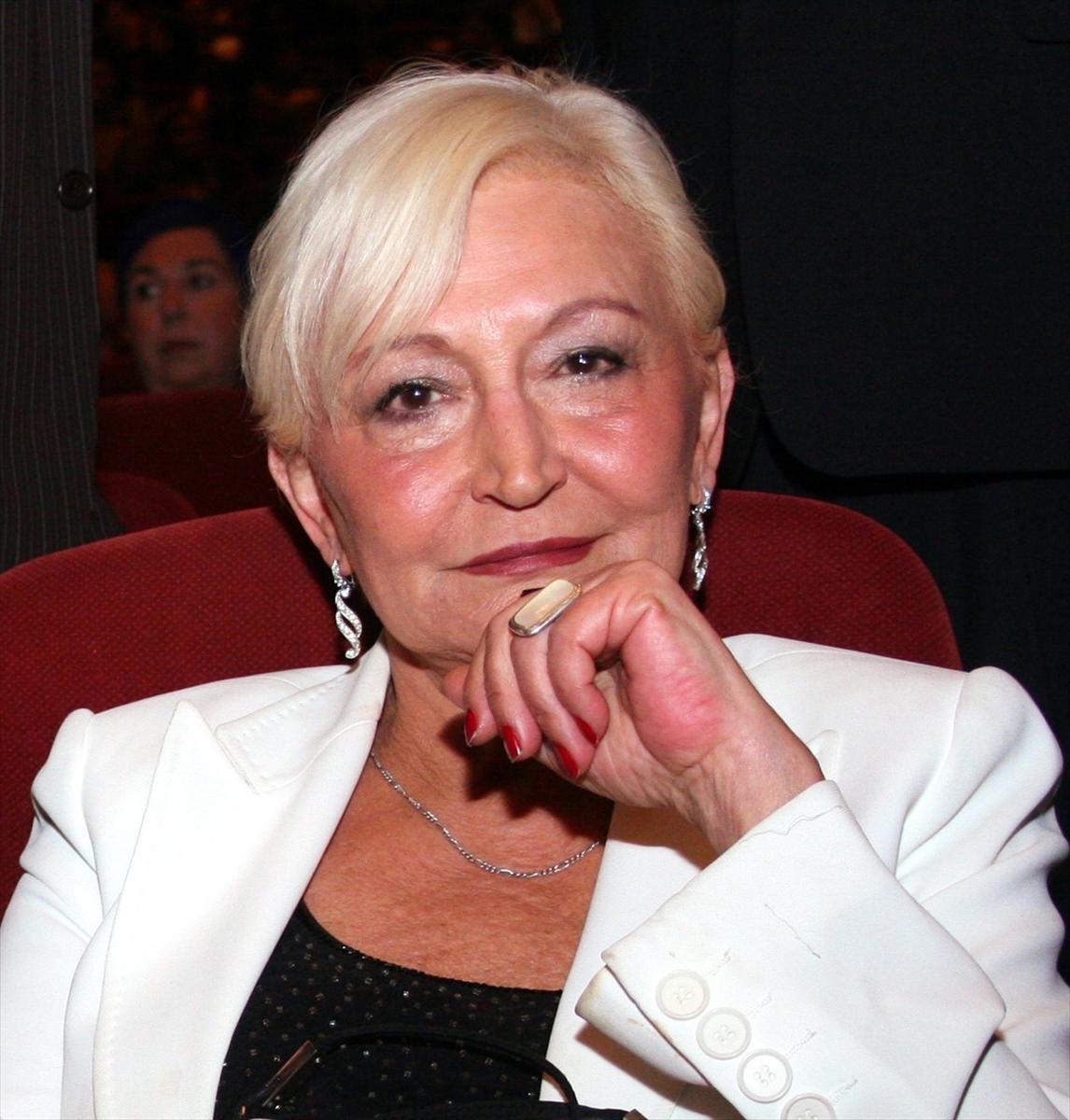Pınar Kür 