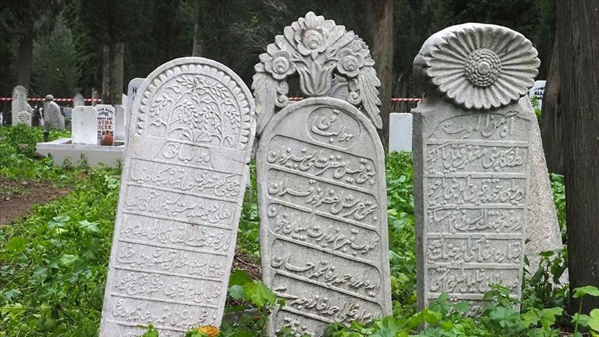 Osmanlı Mezar Taşları