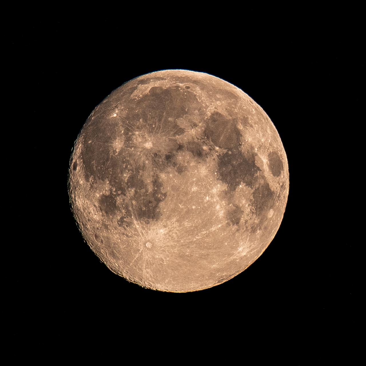 A Night Without the Moon: What If the Story of the World Were Different