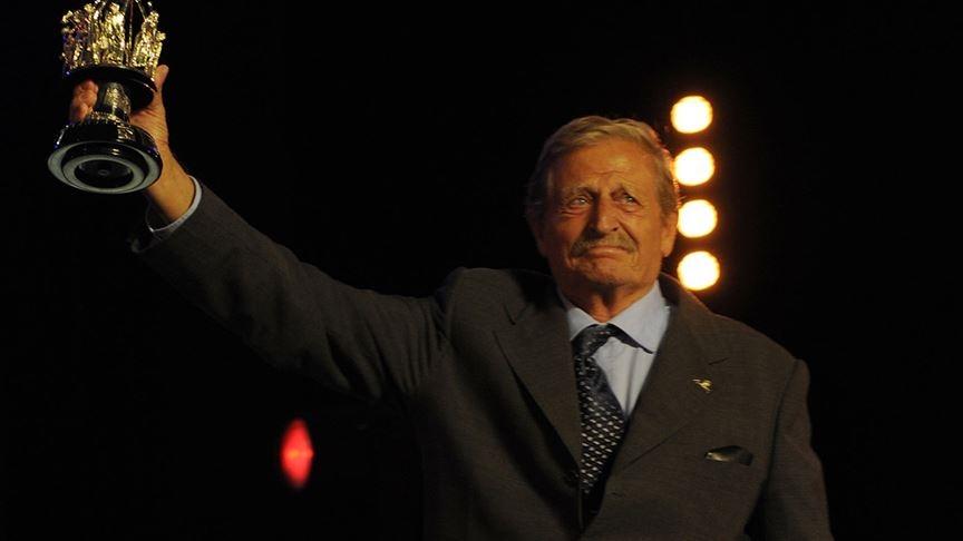 Müşfik Kenter