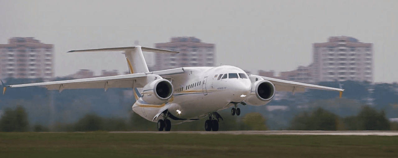 Antonov An-158