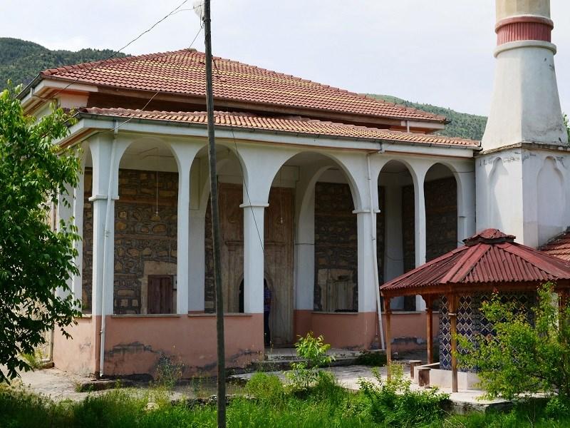 Bektaş Bey Mosque