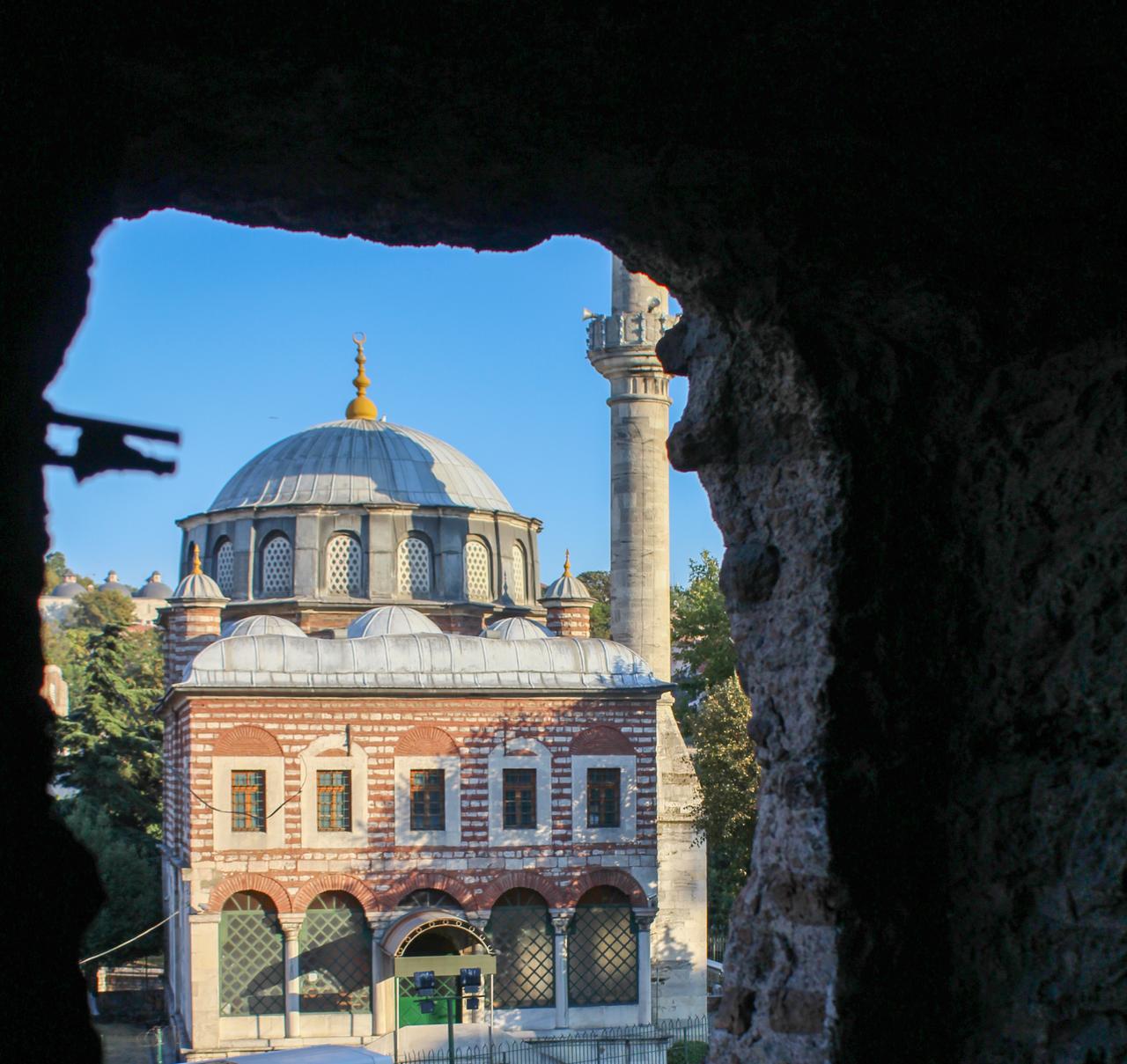 Şebsefa Hatun Camii