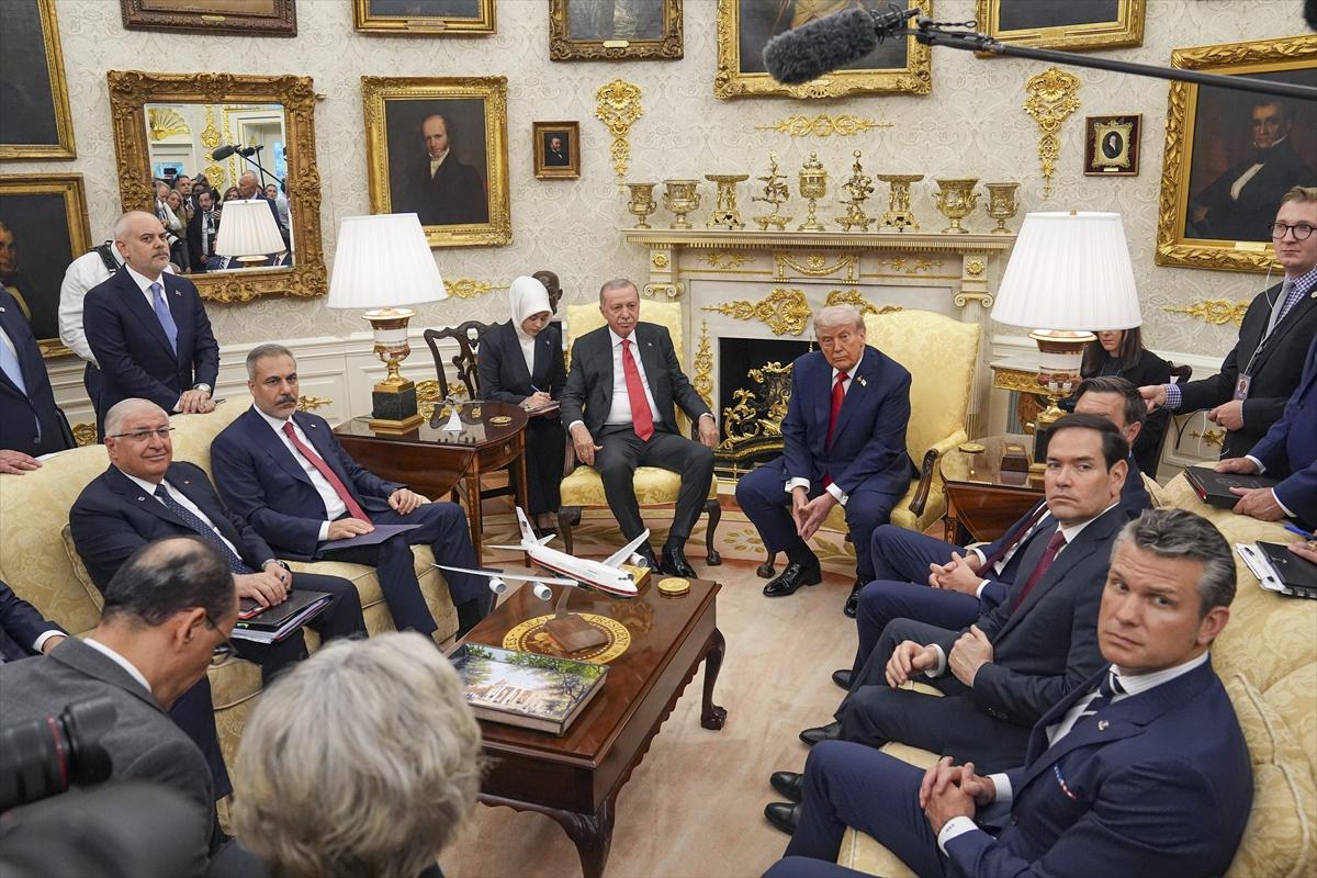 Donald Trump – Recep Tayyip Erdoğan Görüşmesi (2025)