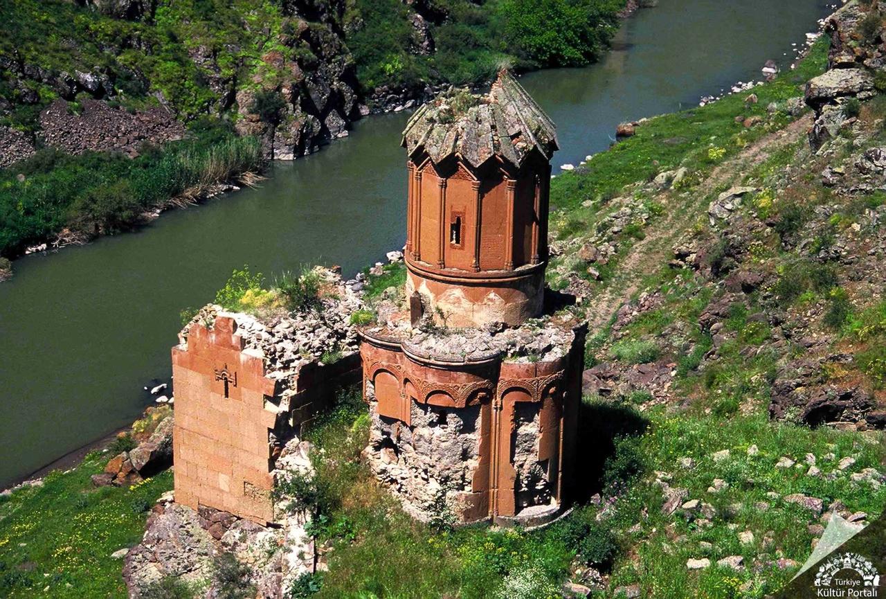 JkcytEH8r5YsCNTqT9Krd6H2tsEVoJUd.jpg