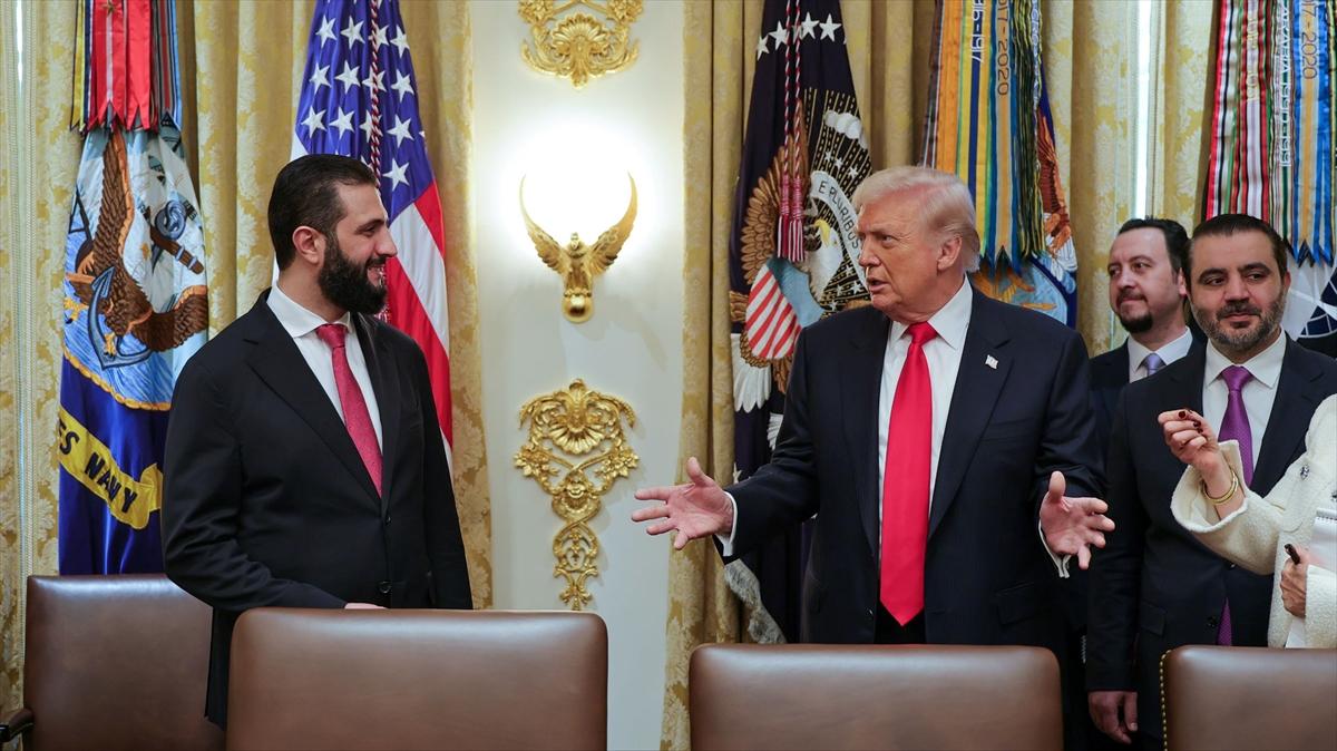 Donald Trump – Ahmed Şara Meeting (2025)