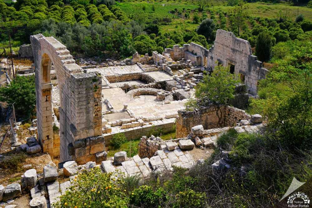 Elaiussa Sebaste Ancient City - Mersin