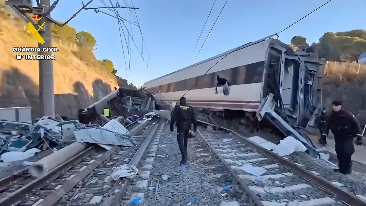 İspanya - Adamuz Hızlı Tren Kazası (2026)