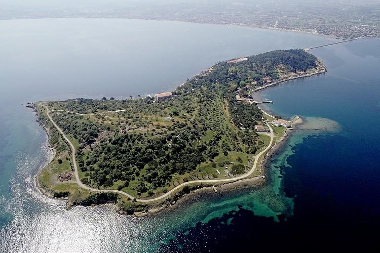 Karantina Adası