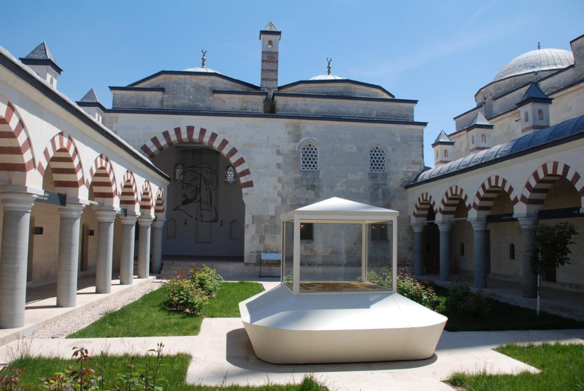 Saatli Medrese
