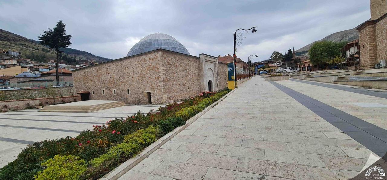 Yağıbasan Medresesi 