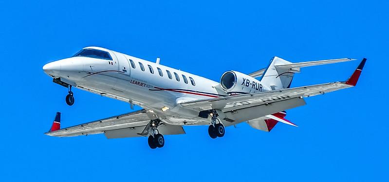 Bombardier Learjet 45
