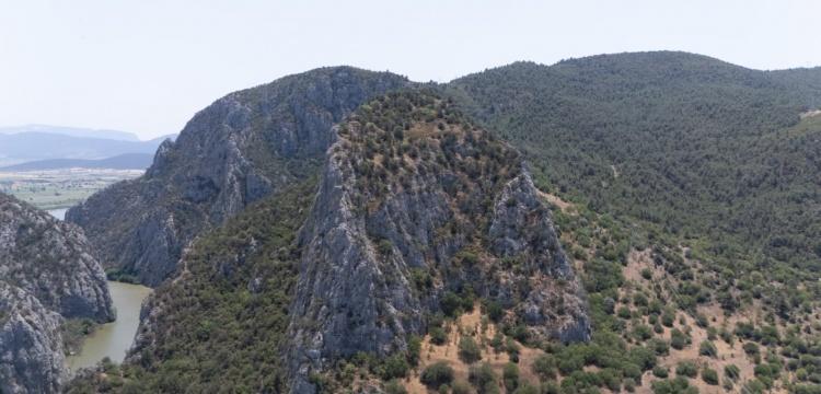 Çadırlı Castle